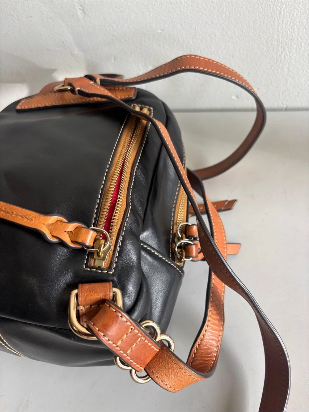 Dooney & Bourke compact dooney